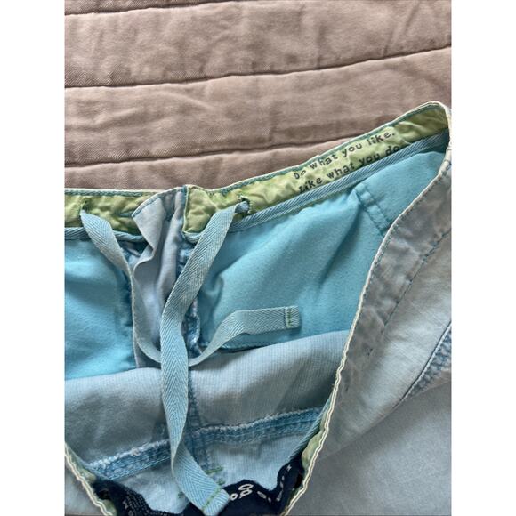Life is Good Chino Shorts Blue Size Medium Bareback VTG Y2K Cotton Faded - Picture 9 of 10